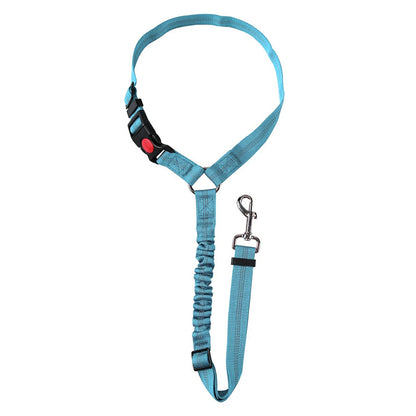 A minha loja dog car seat belt securing a small dog in a car for safety and comfort during travel.