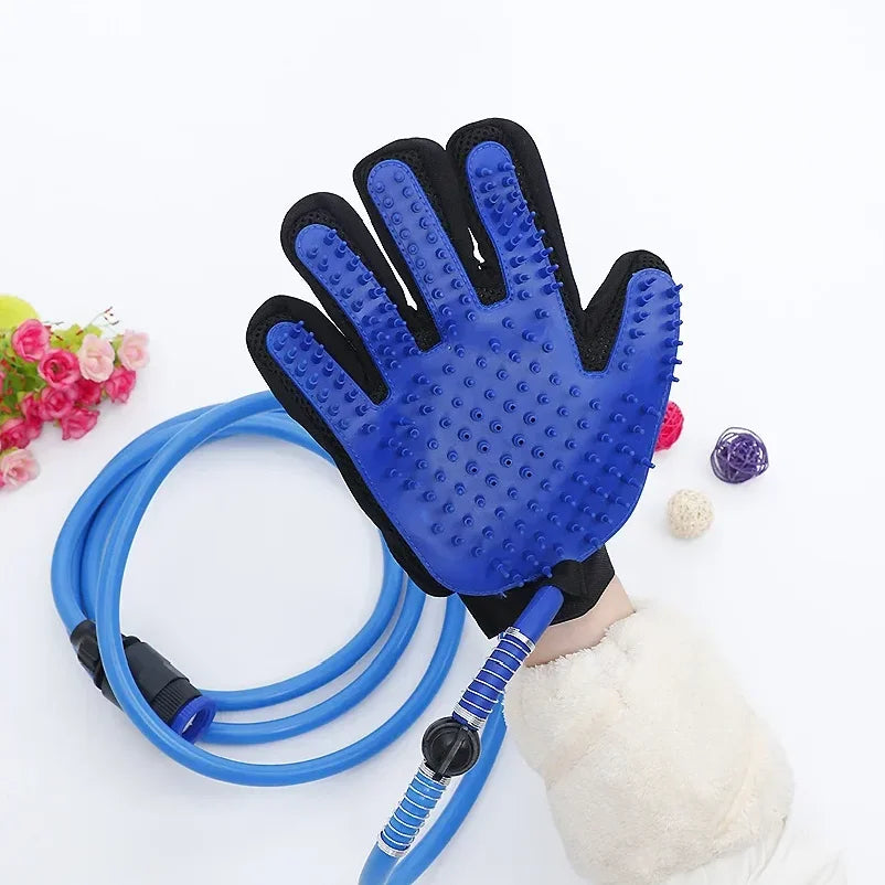 Water-spray grooming glove by A minha loja, showing the soft, waterproof glove with water spray function suitable for pet grooming.