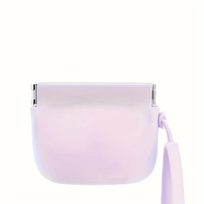 Treat training pouch by A minha loja, featuring a compact, easy-to-carry design with a zipper closure for pet treats.