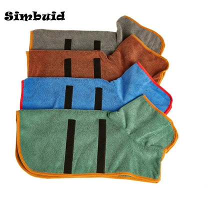 Soft pet bathrobe from A minha loja, showing cozy, absorbent fabric perfect for drying small dogs or cats after a bath.