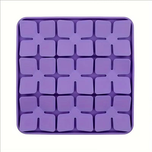 Dog food slow feeder snuffle mat with suction cups by A minha loja, designed to train dog senses and prevent choking with silicone material.