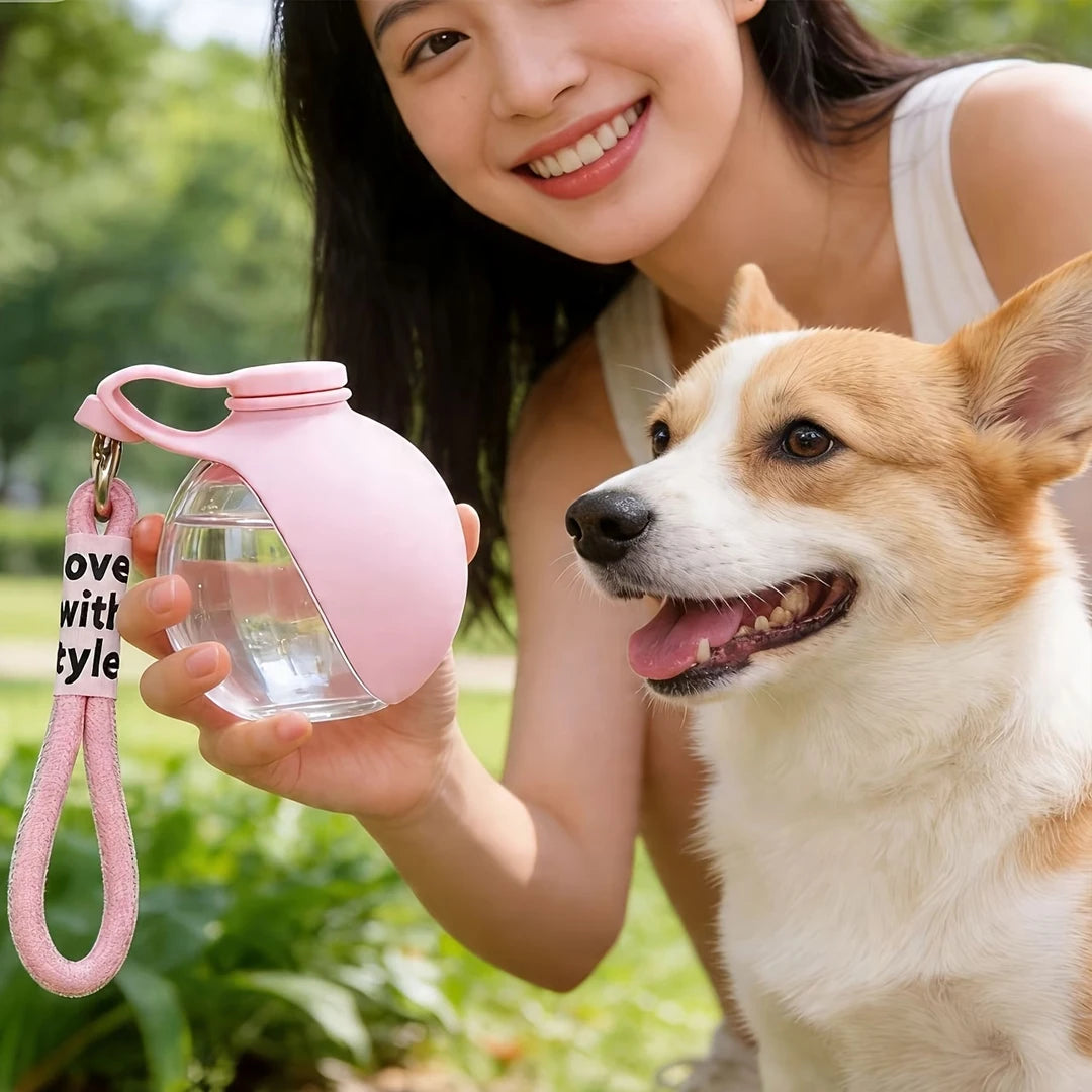 2-in-1 portable water bottle from A minha loja, featuring a sleek design with a built-in straw and hydration container.
