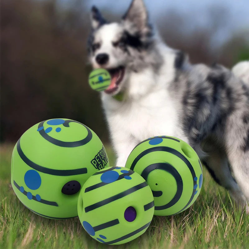 Dog Giggle Ball by A minha loja, a colorful rubber toy designed for playful dogs to chew and fetch outdoors or indoors.