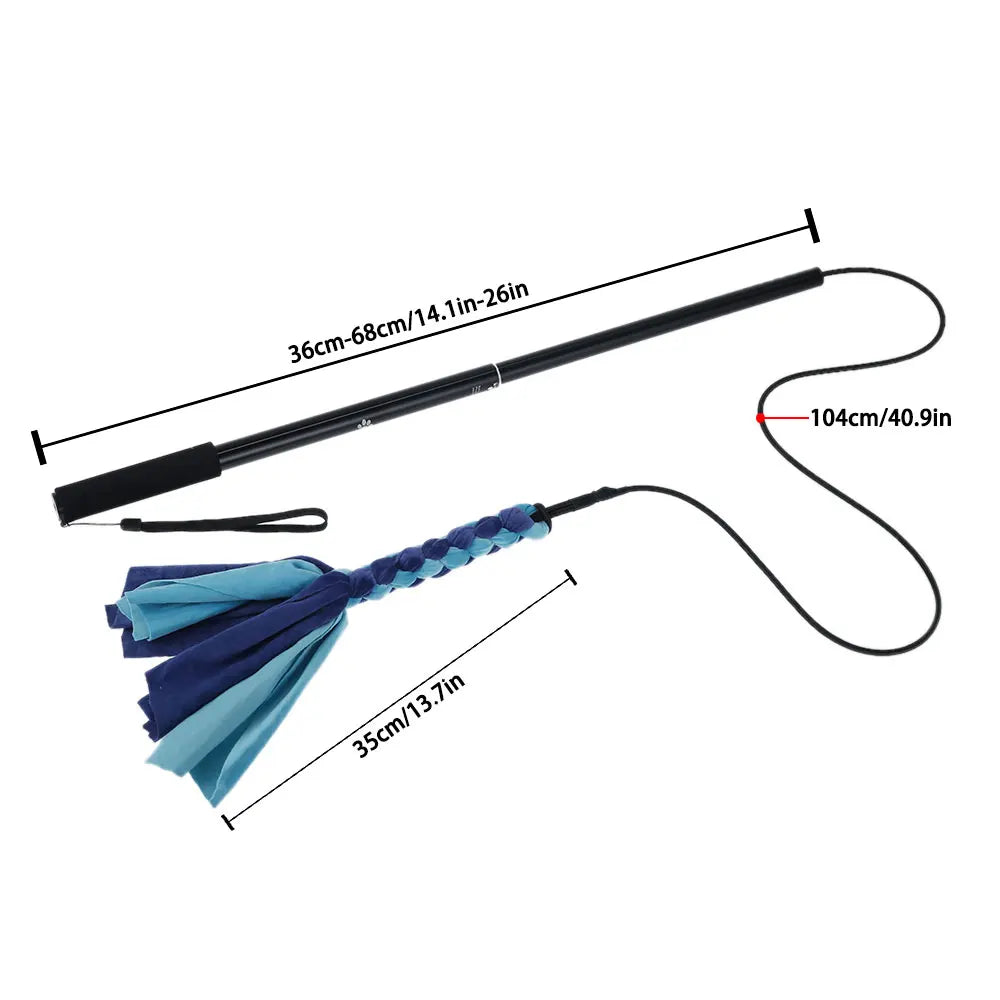 Retractable dog flirt pole toy by A minha loja with extendable stick, teasing tail, perfect for outdoor exercise and playful chasing.